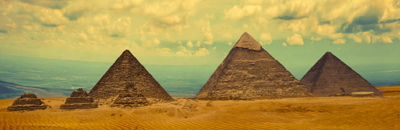 Day Tour to Pyramids, Memphis and Sakkara