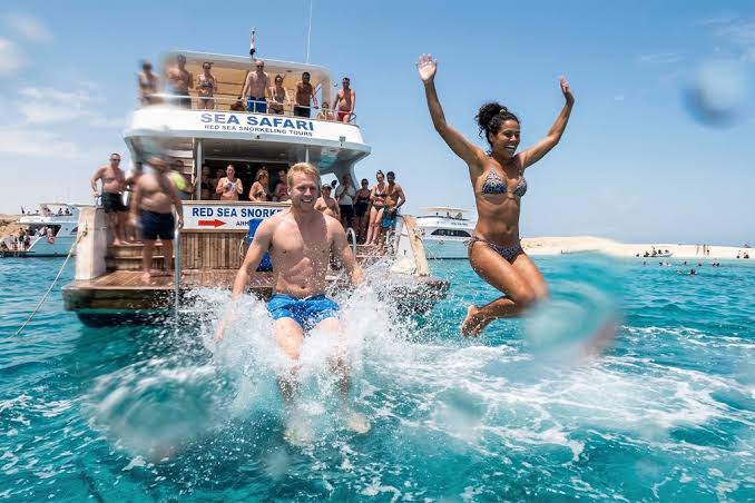Snorkeling by Boat to Ras Mohamed