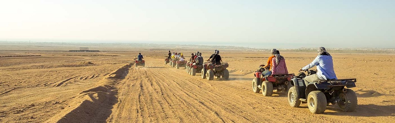 Day Trip to Pyramids & Desert Safari